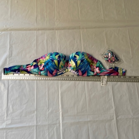 Oysho Strapless Bikini Top  NWT floral design size SM - Picture 5 of 5